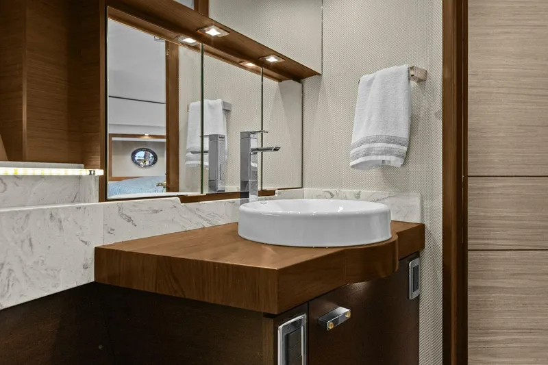 Slide: The Image of Master Stateroom Head - 4457957