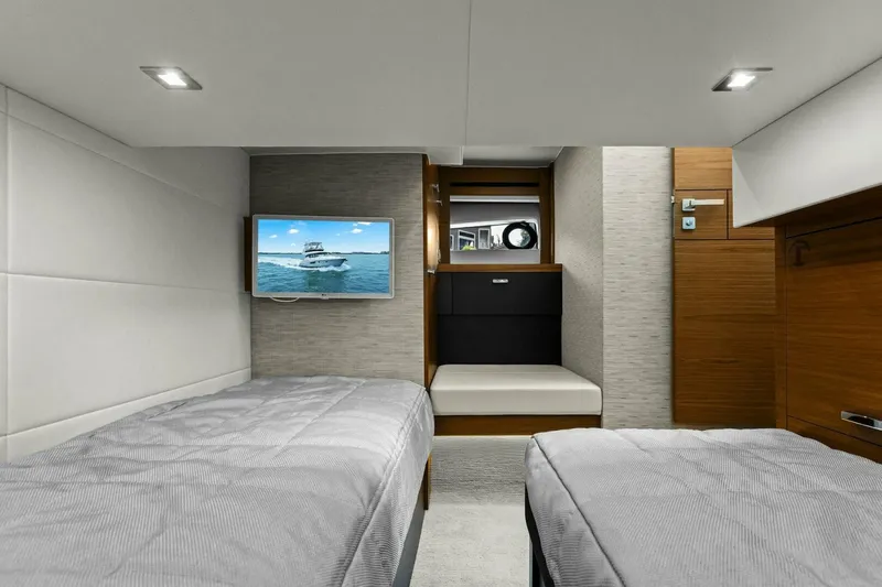 Slide: The Image of VIP Stateroom - 4457961