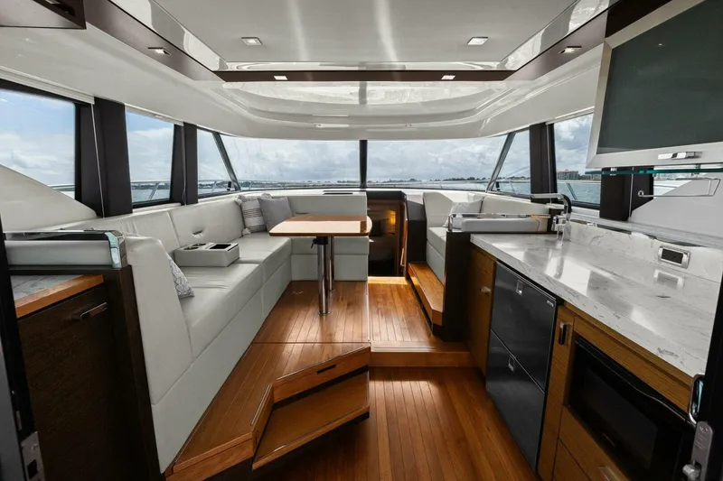 Slide: The Image of Salon - 4457937