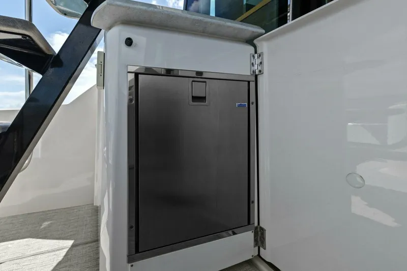 Slide: The Image of Cockpit - 4457974