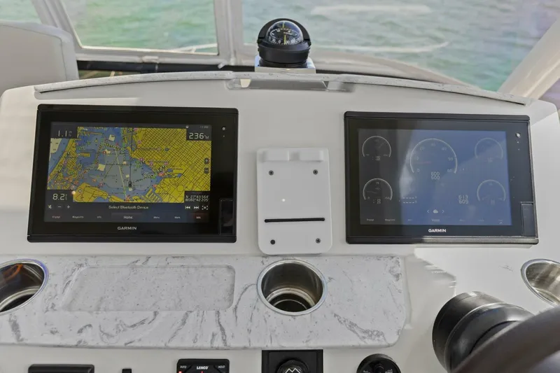 Slide: The Image of Flybridge Electronics - 4458060