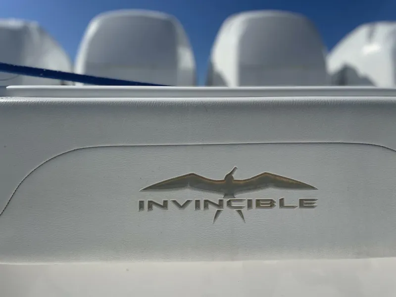 Slide: The Image of Invincible 42 Center Cabin 2018 - 4456976