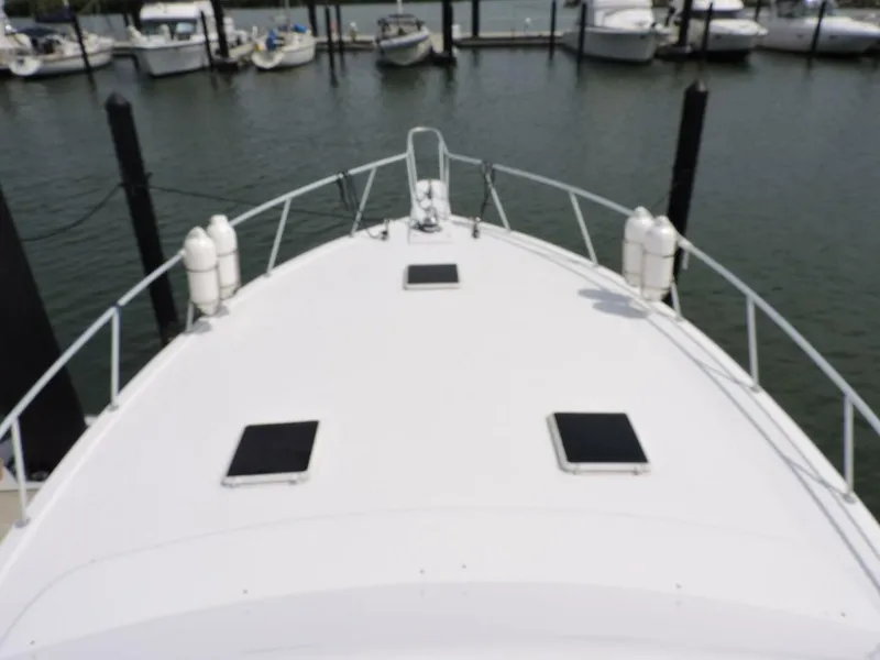 Slide: The Image of 19 Helm View Bow - 4456832