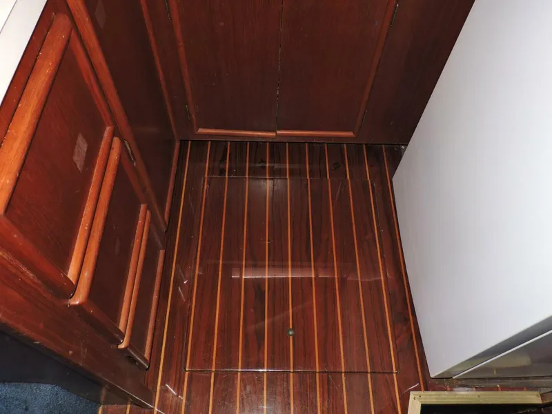 Slide: The Image of 29 Teek And Holly - 4456862