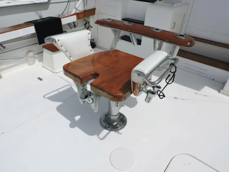 Slide: The Image of 7 Fighting Chair - 4456801