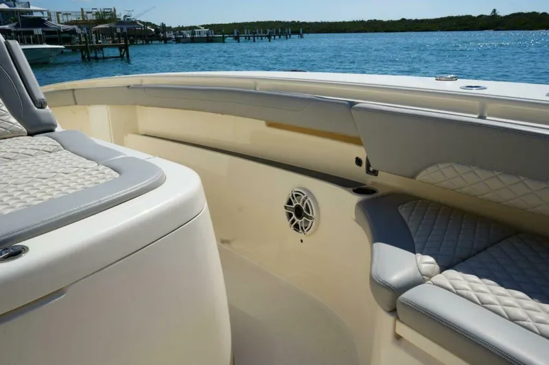 Slide: The Image of Seating 2022 38 LXF Scout - 4457198