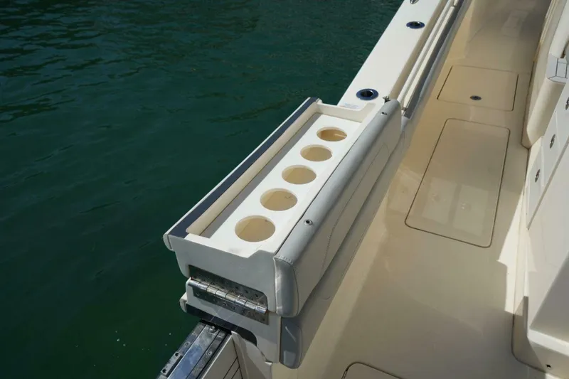 Slide: The Image of Rod Holders 2022 38 LXF Scout - 4457204