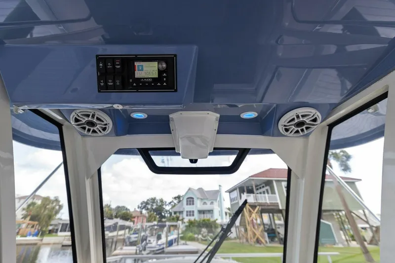 Slide: The Image of Helm Hardtop - 4467094