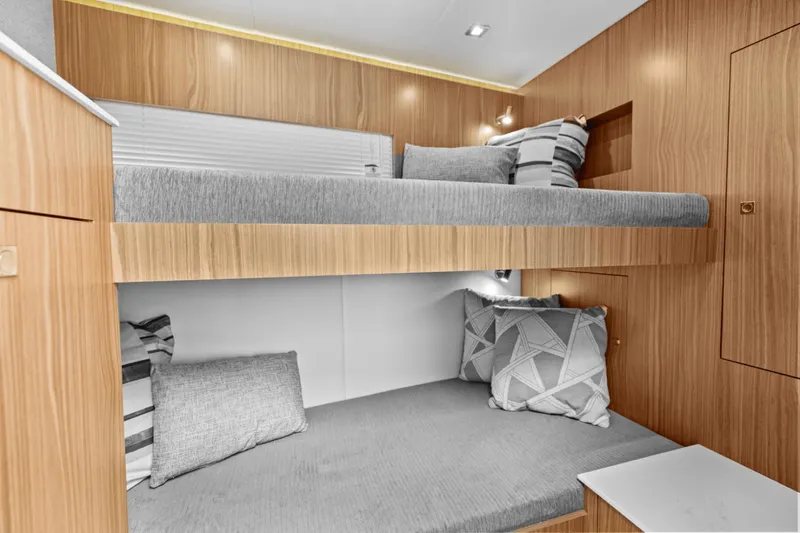 Slide: The Image of Cruisers 50 Cantius 2025 - 4613671