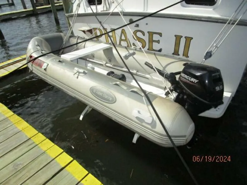 Slide: The Image of 40' Mainship tender2 - 4462904