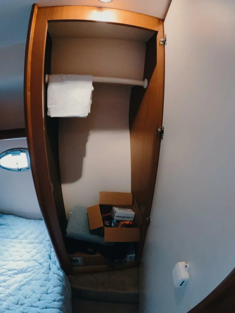 Slide: The Image of Silverton Convertible 2008 - 4481147