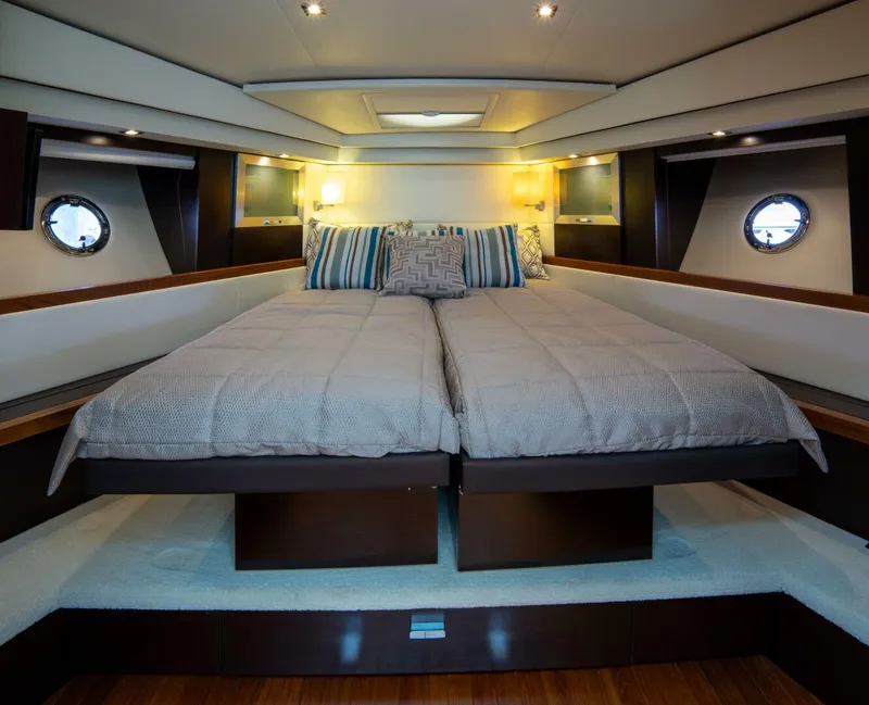 Slide: The Image of Tiara F53 Flybridge 2017 - 4467211