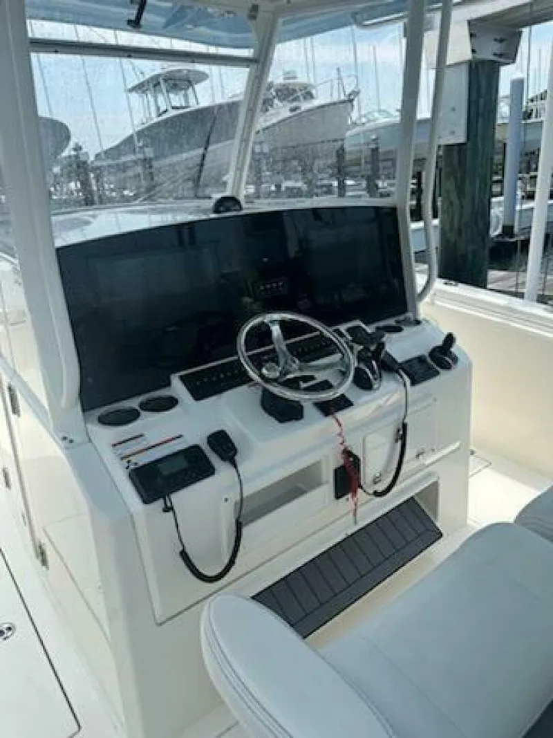 Slide: The Image of Cobia 350 CC 2023 - 4532947