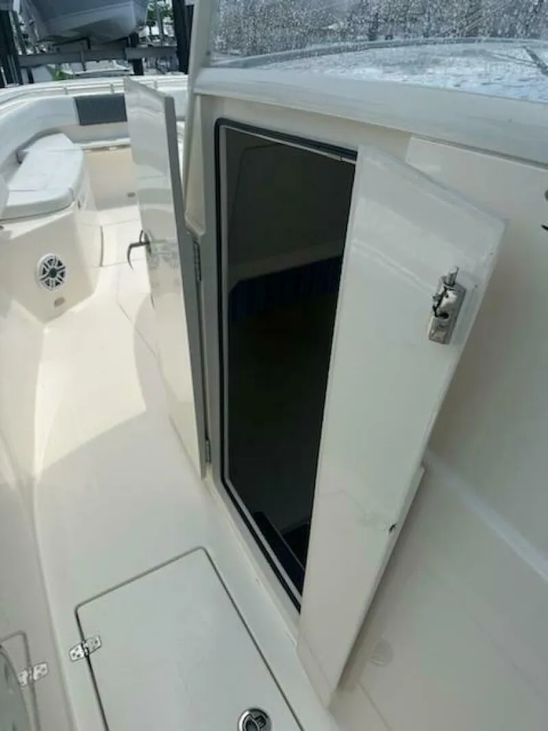 Slide: The Image of Cobia 350 CC 2023 - 4532960