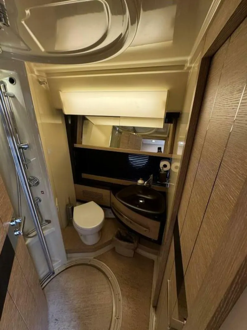 Slide: The Image of Azimut 64 Fly 2013 - 4498270