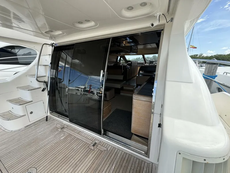 Slide: The Image of Azimut 64 Fly 2013 - 4498258