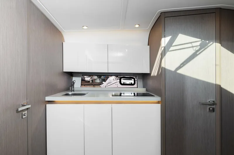 Slide: The Image of Beneteau Gran Turismo 2022 - 4475013