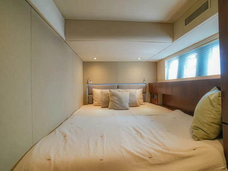 Slide: The Image of 50  Fairline 2014 Cruiser "YOLO" - 6434875