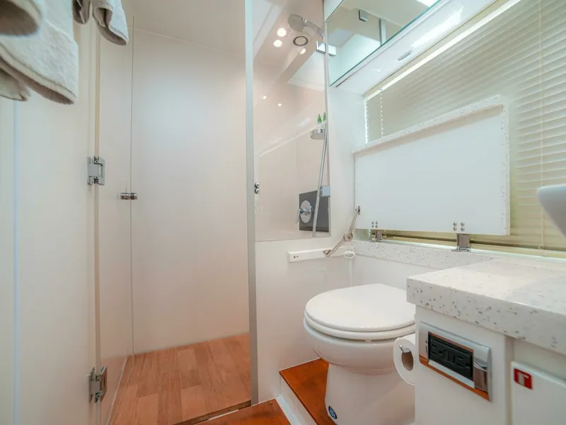 Slide: The Image of 50  Fairline 2014 Cruiser "YOLO" - Head - 6434874