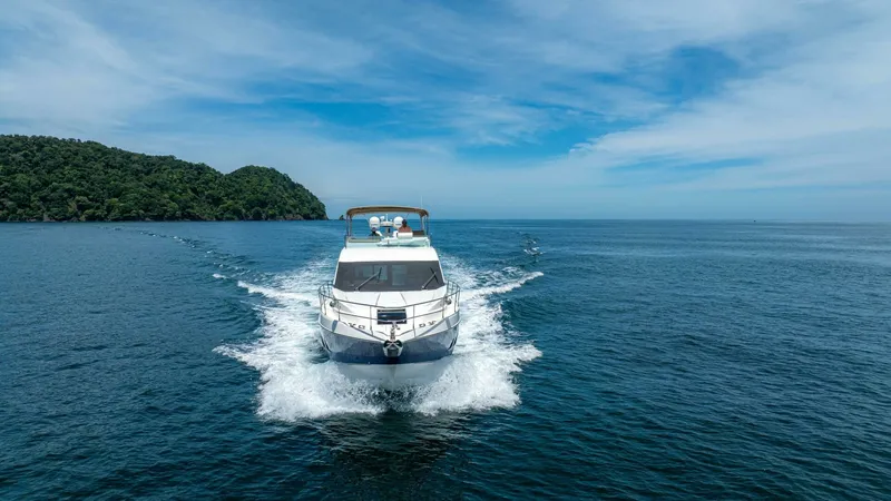 Slide: The Image of 50  Fairline 2014 Cruiser "YOLO" - 6434898