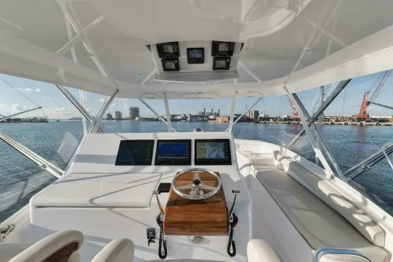 Slide: The Image of 54' Hatteras GT54 - Flybridge 2018 54' Hatteras GT54 - 7677422