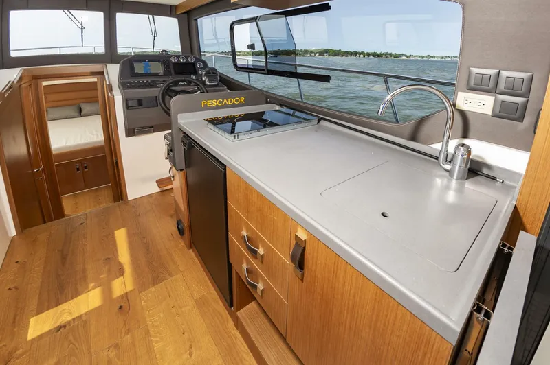 Slide: The Image of El Pescador 35 2023 - 4611619