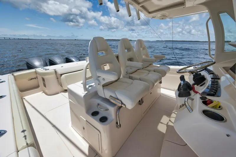 Slide: The Image of Grady-White 36 2015 - 4480000