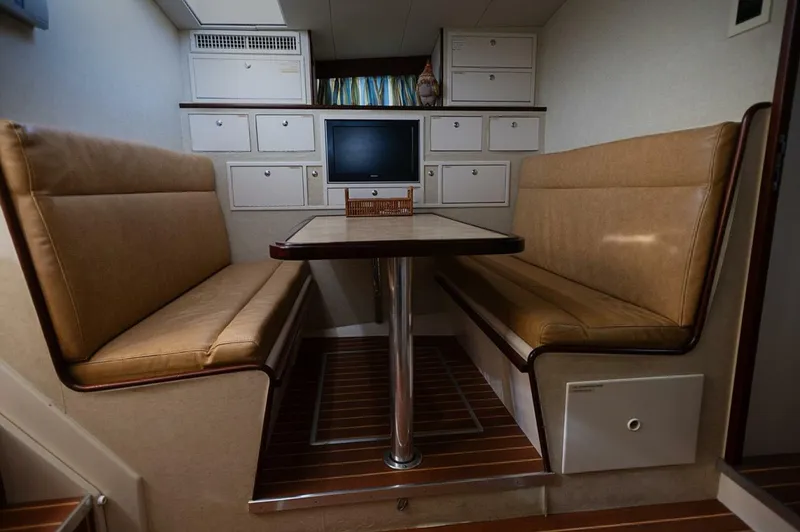 Slide: The Image of Derecktor Hunt Motor Yacht 1969 - 5830587