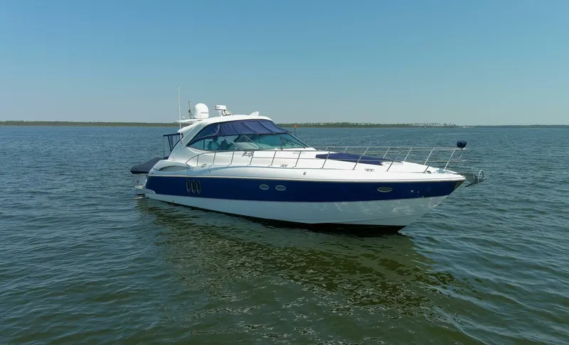 Slide: The Image of 2005 50' Cruisers 500 Express Gratitude Starboard - 4479496