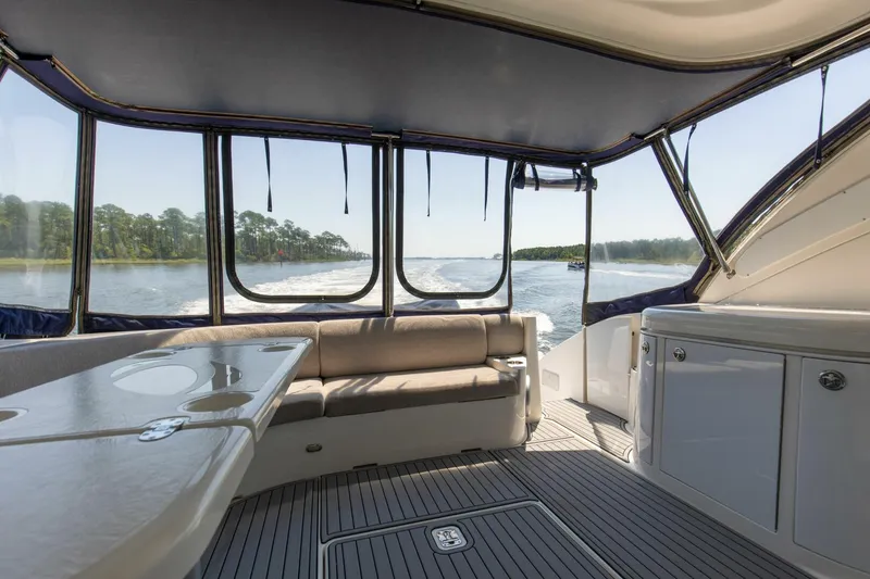 Slide: The Image of 2005 50' Cruisers 500 Express Gratitude Cockpit - 4479525