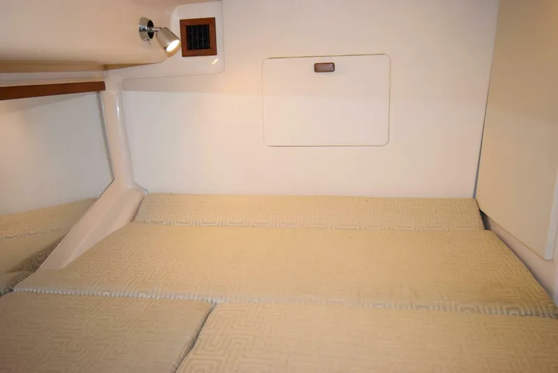 Slide: The Image of Grady-White Express 330 2016 - 4512922