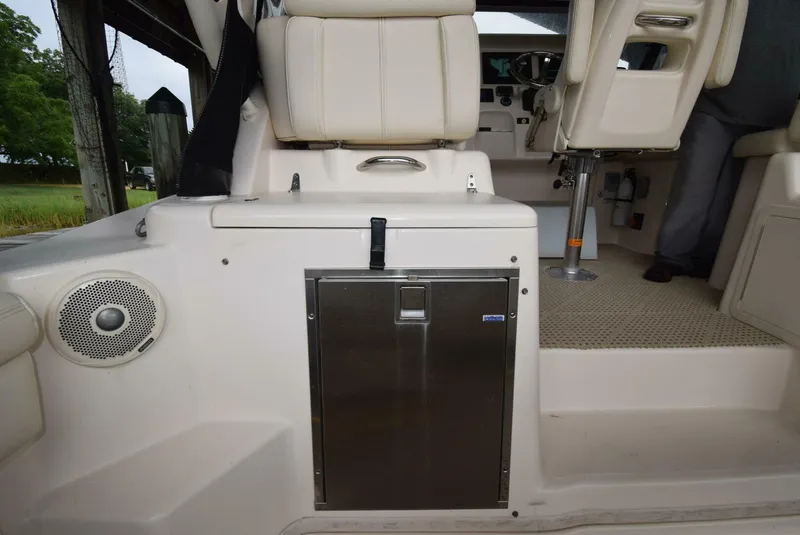 Slide: The Image of Grady-White Express 330 2016 - 4512896