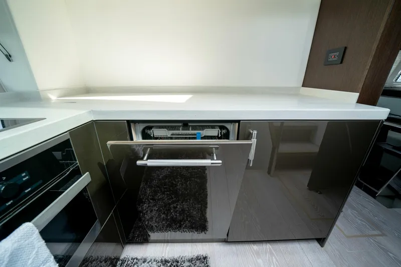 Slide: The Image of Sunseeker 60 Predator EVO 2022 - 5876926