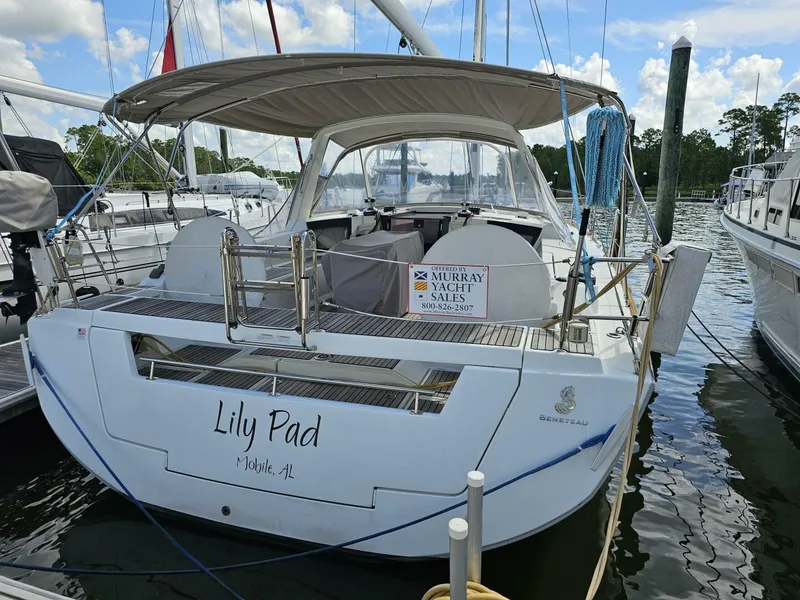 Slide: The Image of 2017 Beneteau Oceanis 45 Transom - 4502764