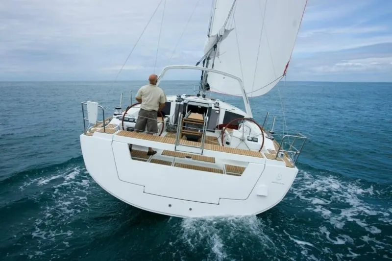 Slide: The Image of Beneteau Oceanis 45 Brochure Picture - 4480906