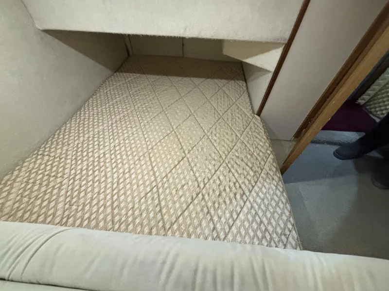 Slide: The Image of Bayliner 3788 Command Bridge 2000 - 4484875