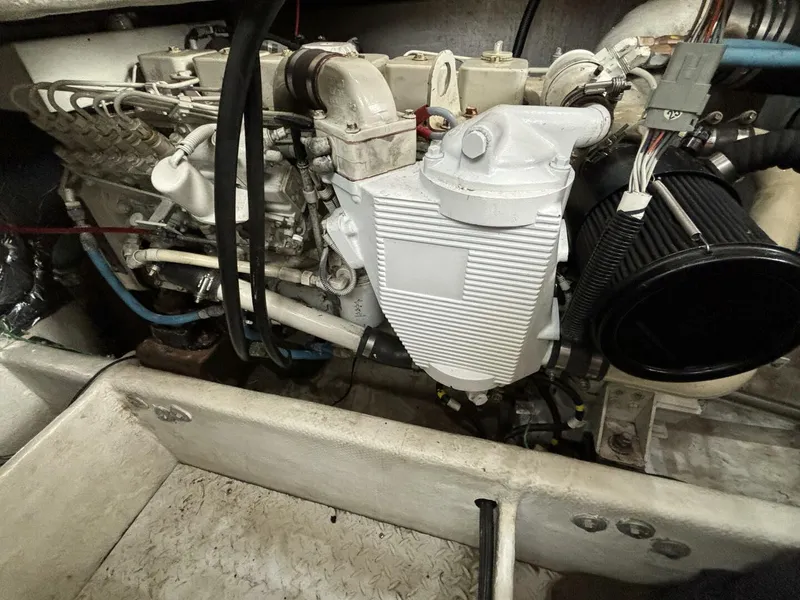 Slide: The Image of Bayliner 3788 Command Bridge 2000 - 4484891