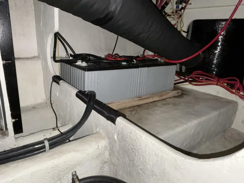 Slide: The Image of Bayliner 3788 Command Bridge 2000 - 4484915