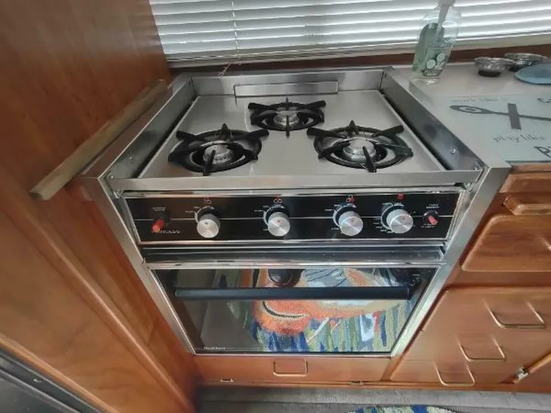 Slide: The Image of Tollycraft 34 Sport Sedan 1988 - 4483041