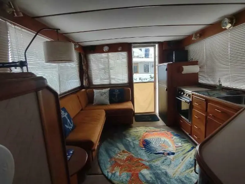 Slide: The Image of Tollycraft 34 Sport Sedan 1988 - 4483029