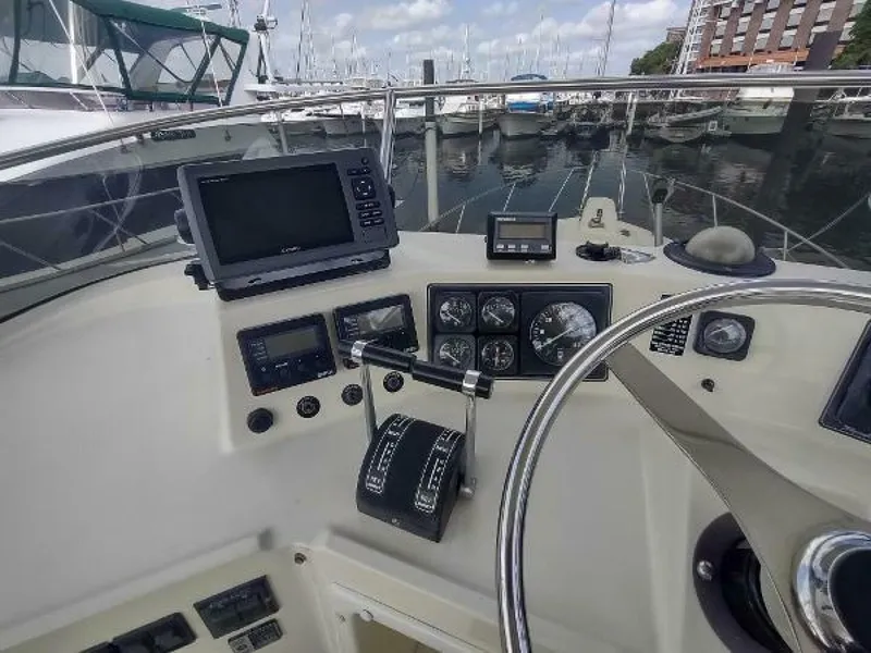 Slide: The Image of Tollycraft 34 Sport Sedan 1988 - 4483066