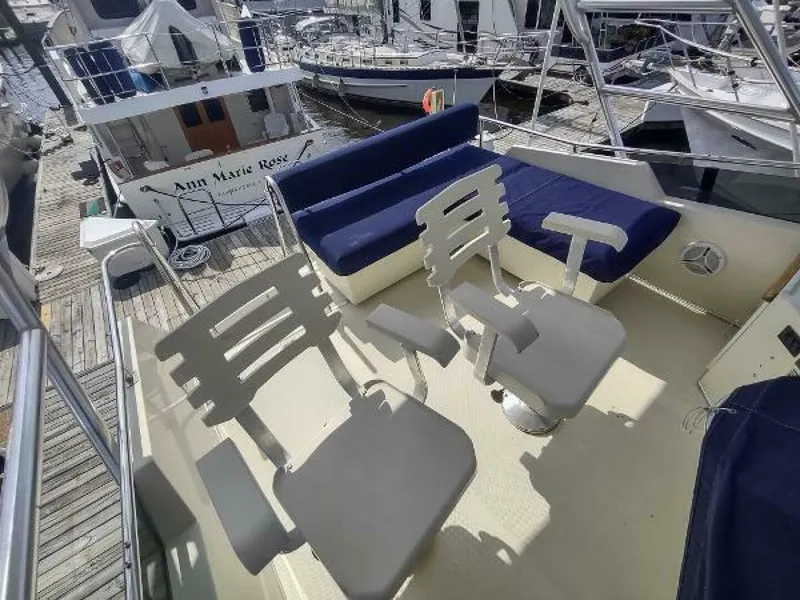 Slide: The Image of Tollycraft 34 Sport Sedan 1988 - 4483071