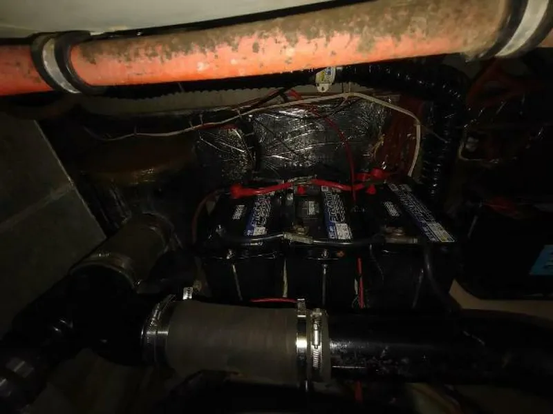 Slide: The Image of Tollycraft 34 Sport Sedan 1988 - 4483076