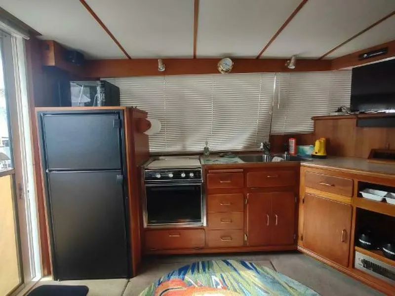 Slide: The Image of Tollycraft 34 Sport Sedan 1988 - 4483036