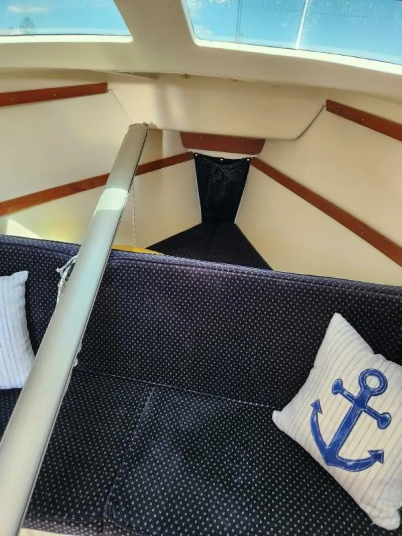 Slide: The Image of Catalina 250 mk2 2006 - 4483500