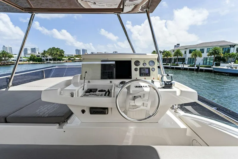 Slide: The Image of Ferretti Yachts 690 2015 - 5189520