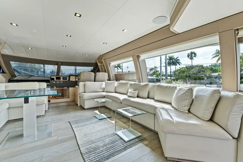 Slide: The Image of Ferretti Yachts 690 2015 - 5189538