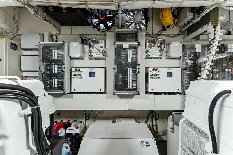 Slide: The Image of Ferretti Yachts 690 2015 - 5189583