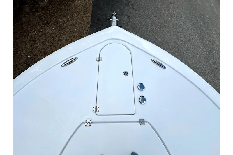 Slide: The Image of Tidewater 3100 CAROLINA BAY 2024 - 21