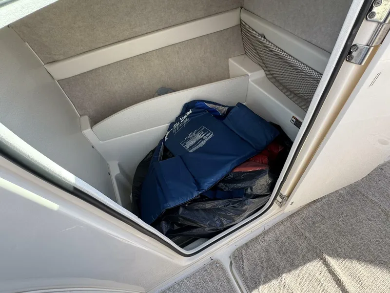 Slide: The Image of Maxum 2400 SCR 2004 - 5606865